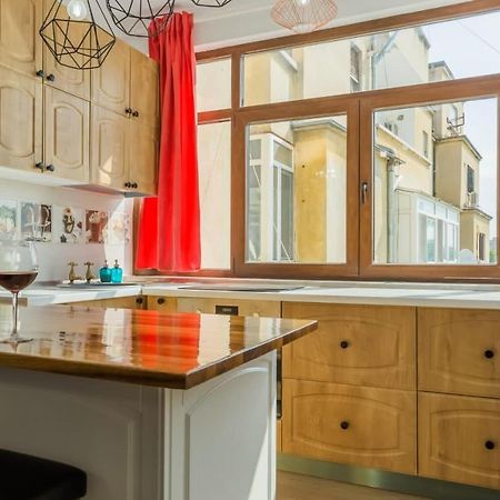 Inova Central Apartment Bukares Bagian luar foto