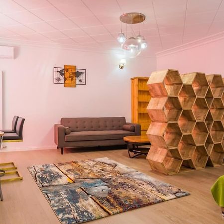 Inova Central Apartment Bukares Bagian luar foto