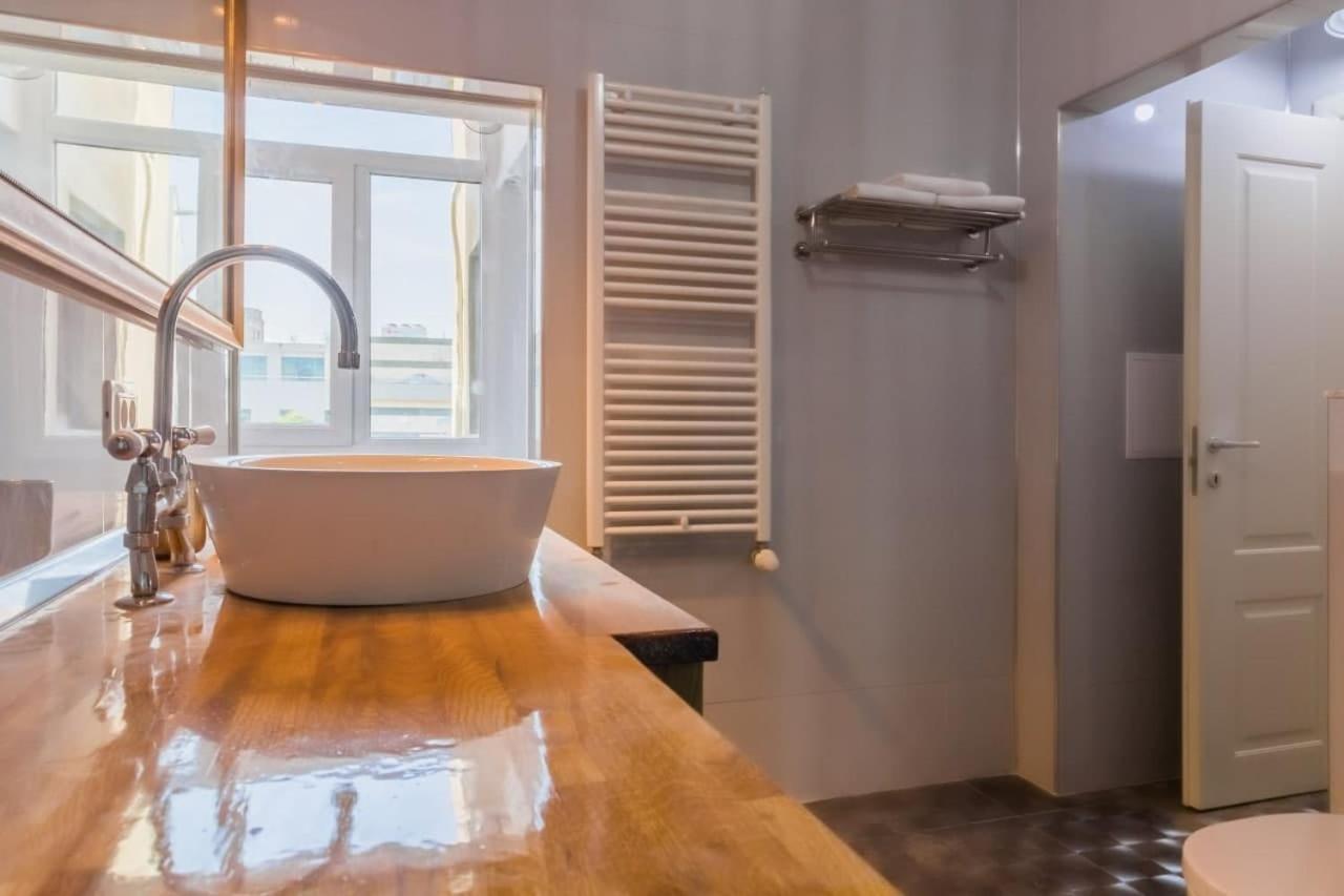 Inova Central Apartment Bukares Bagian luar foto
