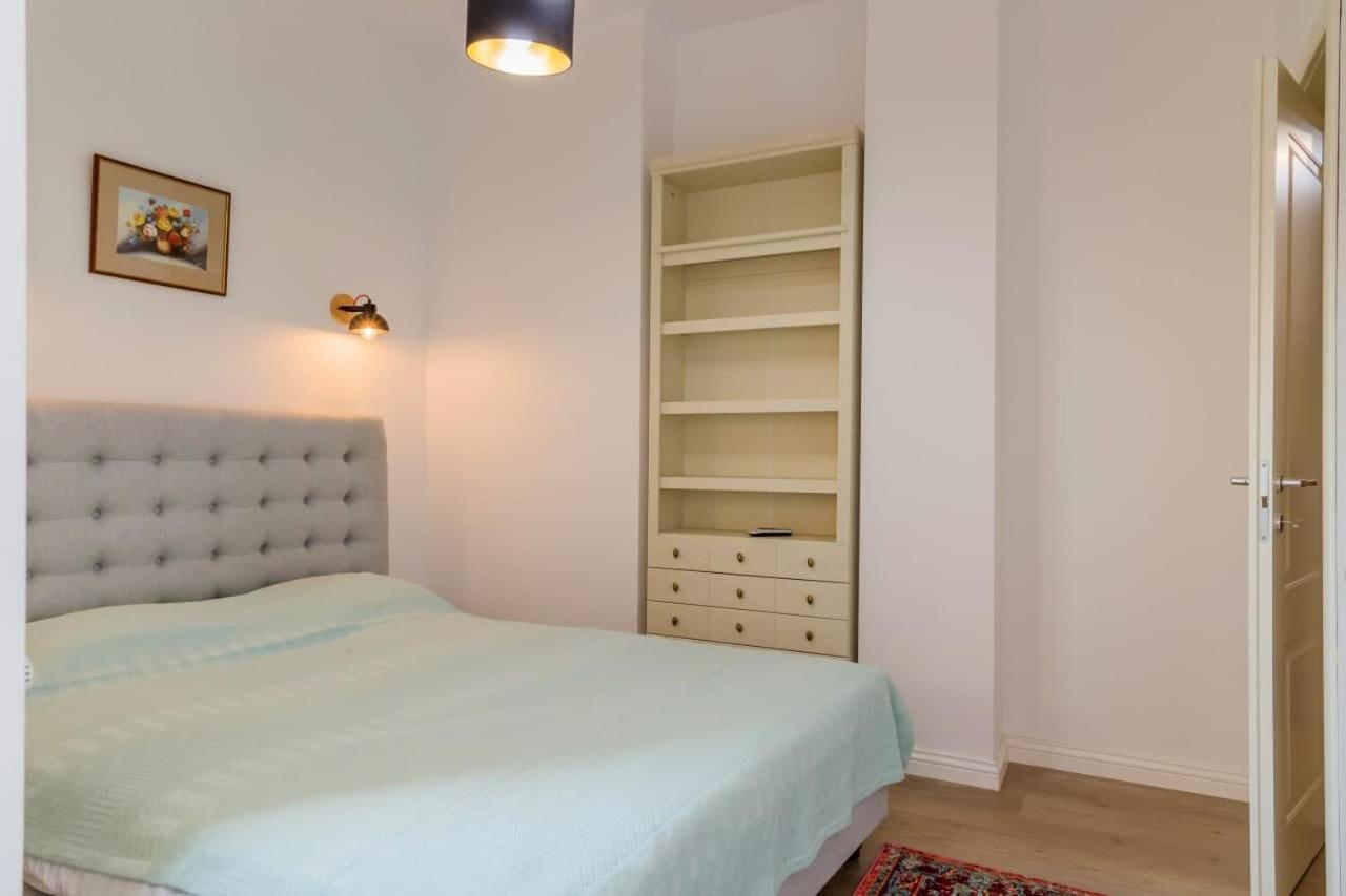 Inova Central Apartment Bukares Bagian luar foto
