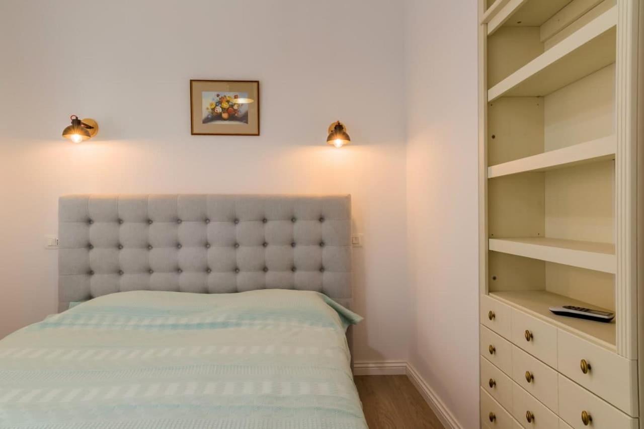 Inova Central Apartment Bukares Bagian luar foto
