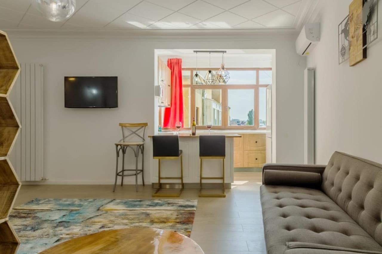 Inova Central Apartment Bukares Bagian luar foto